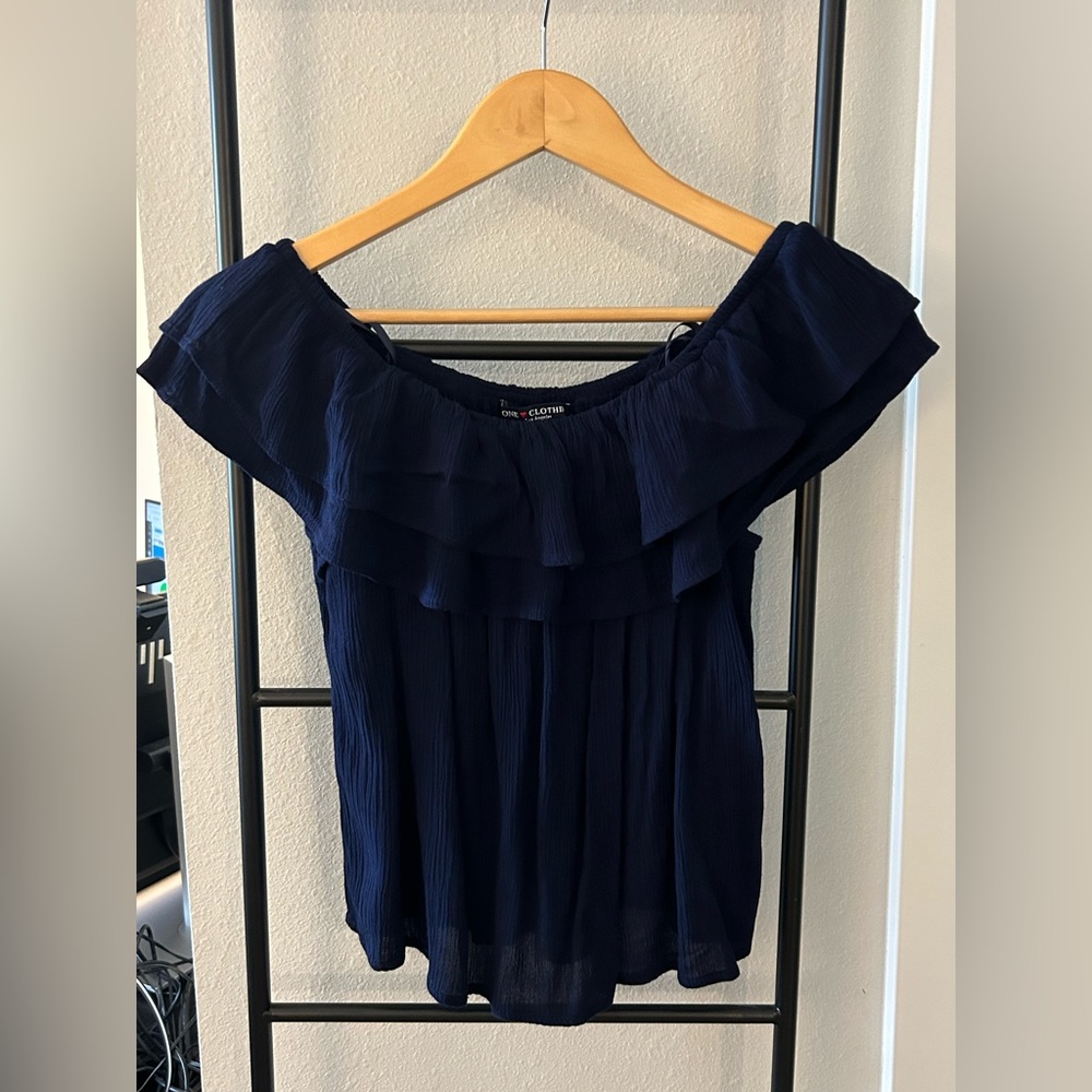 Women’s Off-the-Shoulder Top